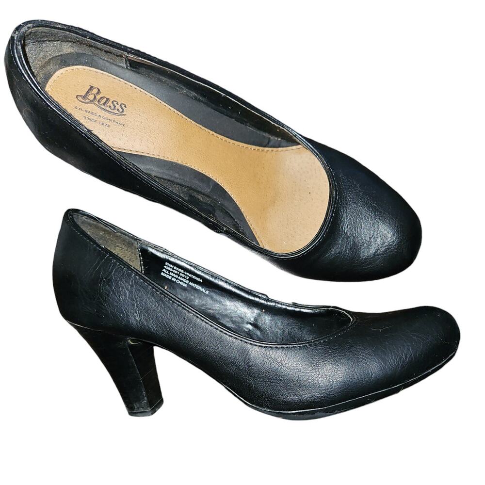 Bass Vincenza Black Heals Size 9.5